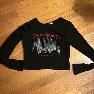 is a size Large but can fit medium/large